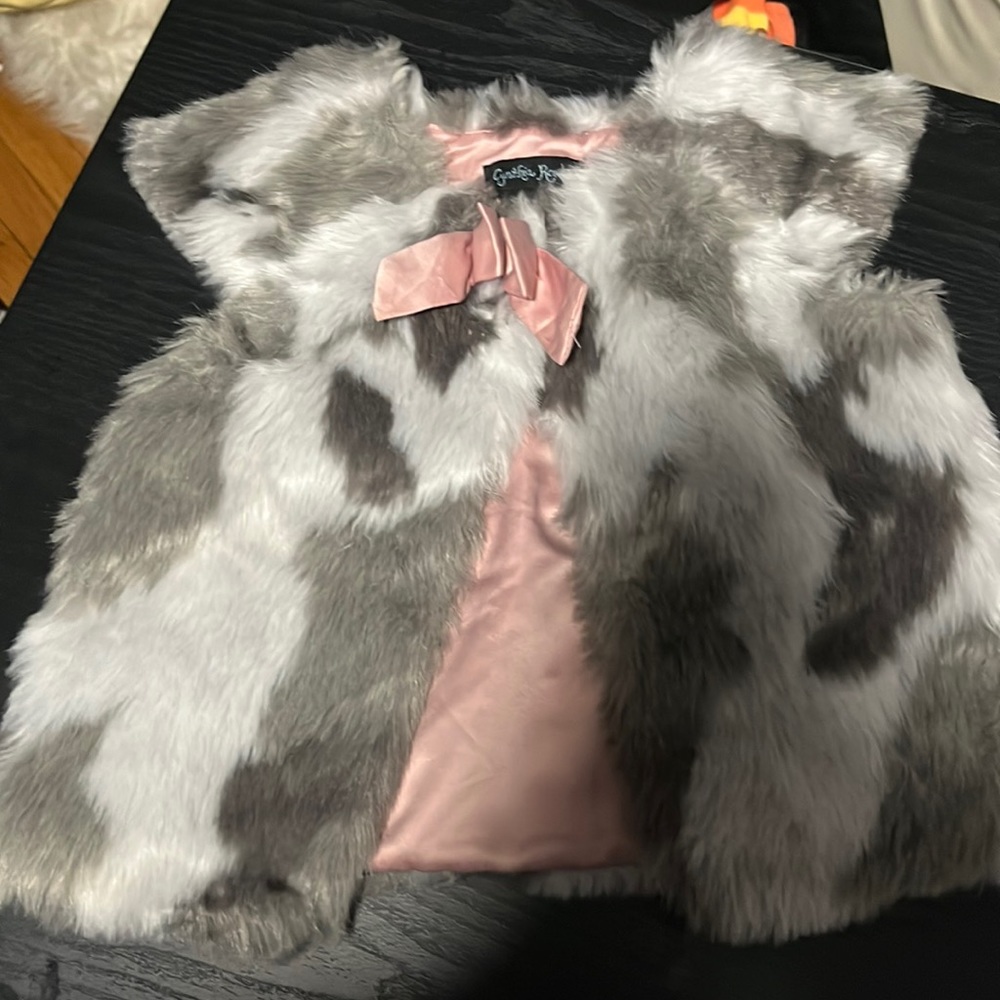 Cute fur vest